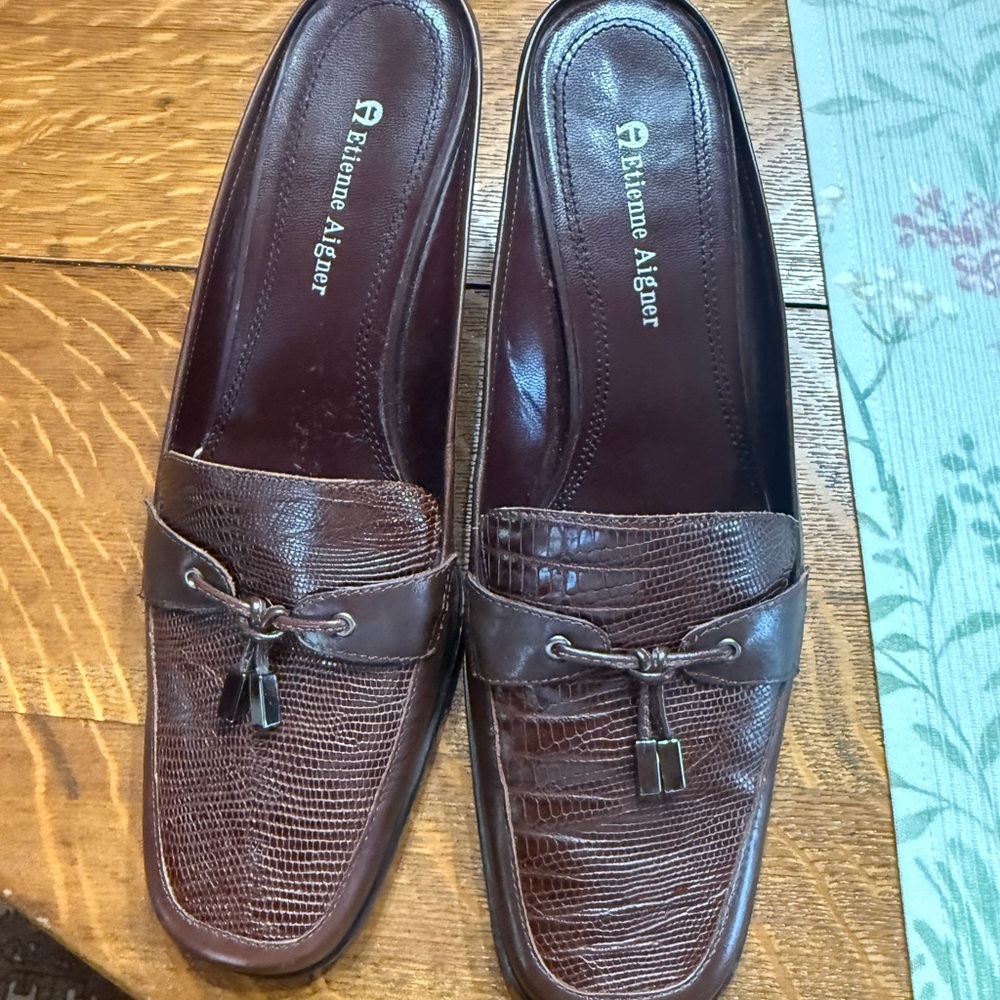 Etienne Aigner Textured Brown Slip-On Loafers